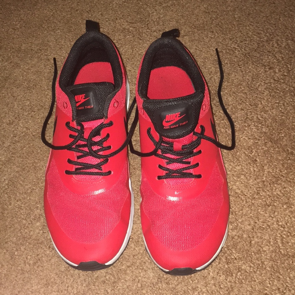 Nike Air Max Thea’s